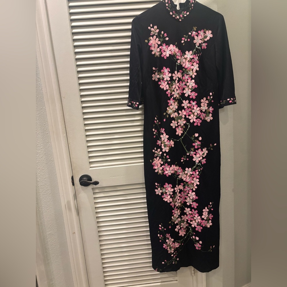 VINTAGE Alfred Shaheen 1960s Floral Black and Pink Dress